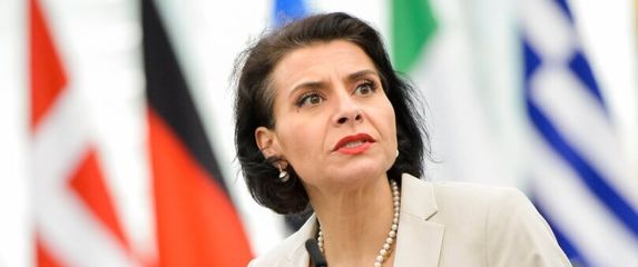 Abir Al-Sahlani
