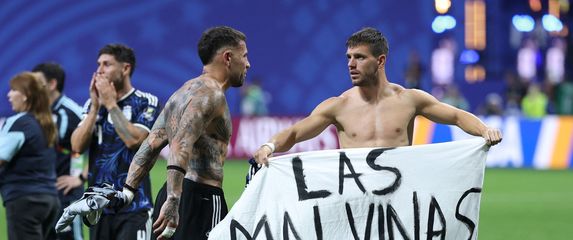 Argentinci s transparentom