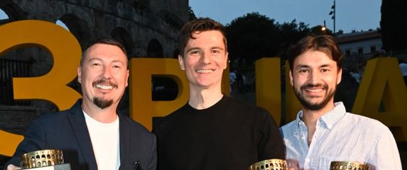 Igor Šeregi, Ivan Kelava i Roko Sikavica