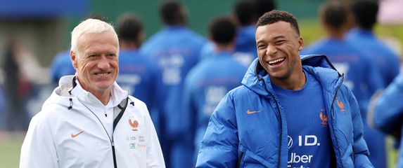 Mbappe i Deschamps
