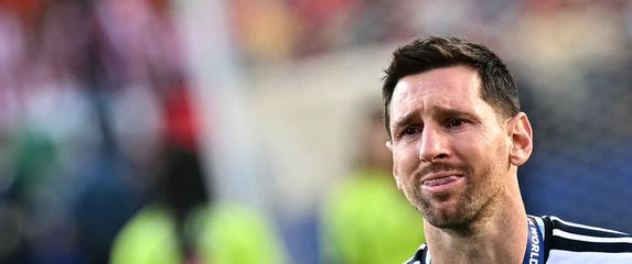 Lionel Messi u suzama