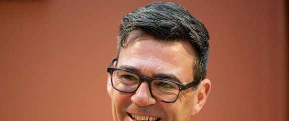 Andy Burnham, britanski premijer