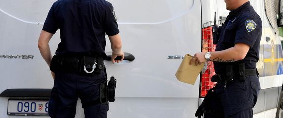 Ilustracija: Policija