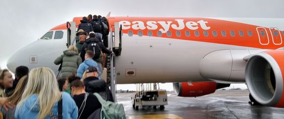 Ilustracija: Zrakoplov easyJet