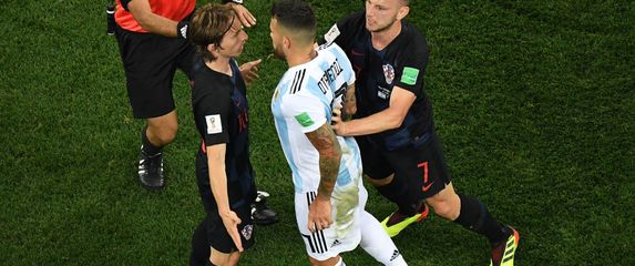 Modrić, Otamendi i Rakitić