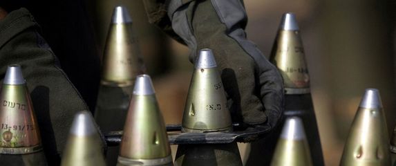 Topničke granate kalibra 155 mm