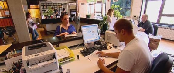 Novi uvjeti rada preko studentskih ugovora (Foto: Dnevnik.hr) - 1