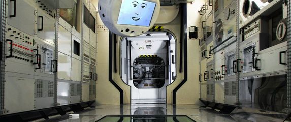 Leteći mozak CIMON (Foto: NASA)