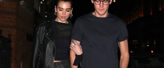 Dua Lipa i Isaac Carew (Foto: Profimedia)