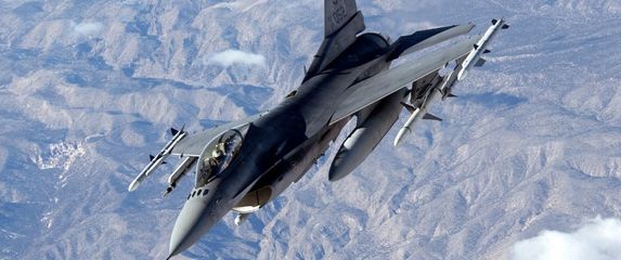 Američki F-16