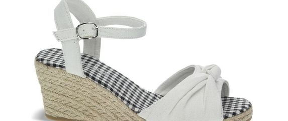 Planet obuća, 21,10 eura