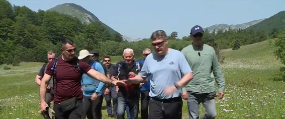 Milanović praznik provodi u BiH - 3