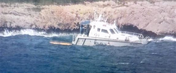 Pomorska policija spasila kajakaša