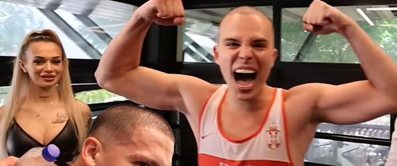 Sukob Bake Praseta i Voyagea