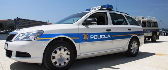 Policija