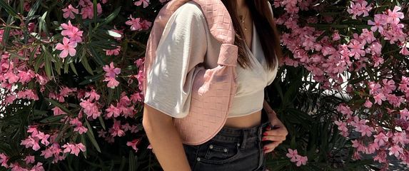 Torbe hrvatskog brenda Luviss bags iza kojeg stoje sestre Zorica i Katarina Jukić iz Splita - 14