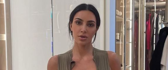 Kim Kardashian - 5