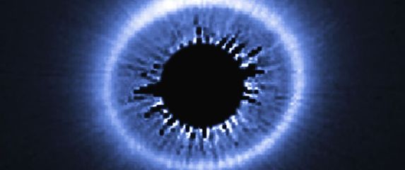 Protoplanetarni disk oko zvijezde HD 181327