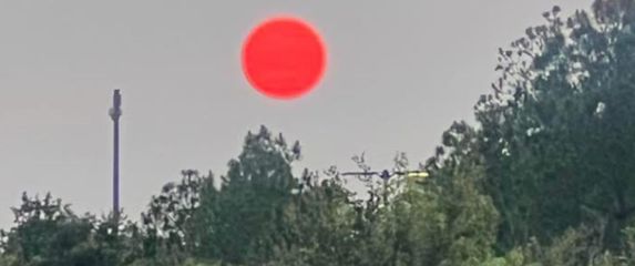 Neobičan izgled sunca na nebu