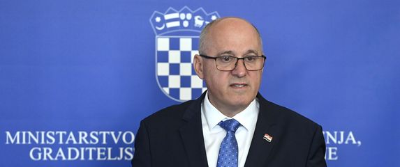 Branko Bačić - 4