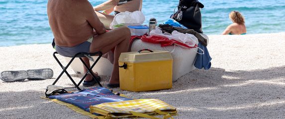Prizor sa plaže u Žnjanu