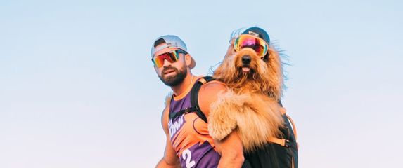 Ogroman goldendoodle Brodie ima 1,8 milijuna pratitelja na Instagramu