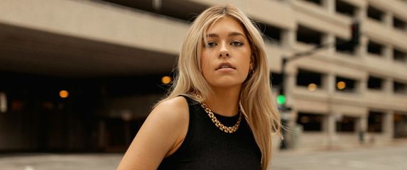 Samopouzdana djevojka