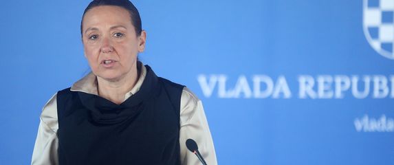 Ministrica zdravstva Irena Hrstić