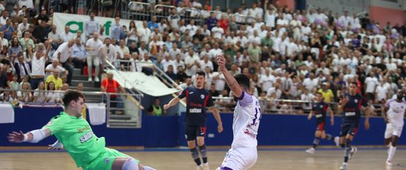 Novo Vrijeme Makarska - Osijek Kandit