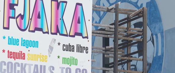 Fjaka u encikoplediji