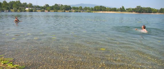 Oprezno s plivanjem
