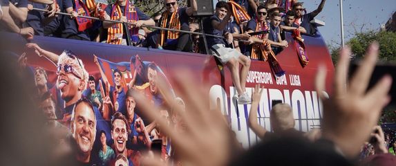 Barcelona slavi naslov prvaka