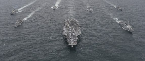 USS Nimitz, ilustracija