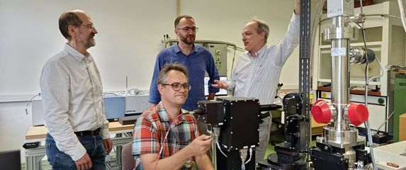 D. Sunko, D. Tolj i N. Barišić