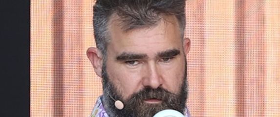 Jason Kelce - 7