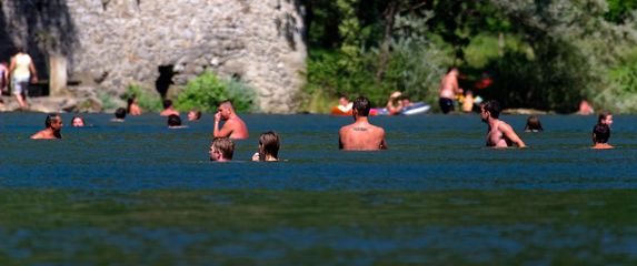 Kupanje u rijekama i jezerima - lijepo, ali i opasno - 2