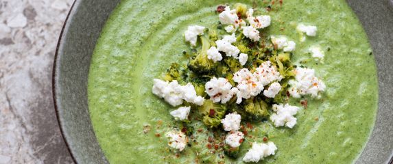 Hladna juha od jogurta i povrća