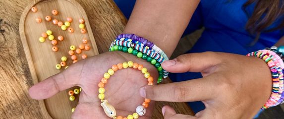 Šarene narukvice Lune Popić