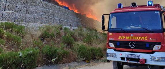 Požar u Metkoviću