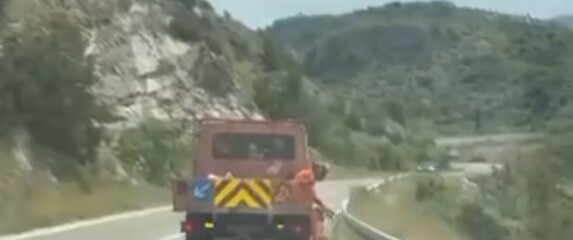 Snalažljiva ekipa