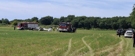 Traje očevid nakon pada aviona