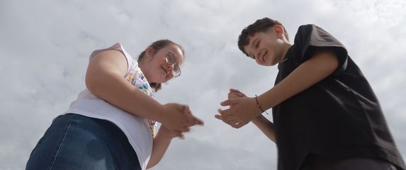 Daniel Hauptfeld i Hana Hauptfeld