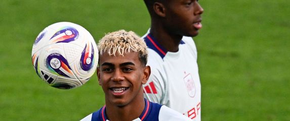 Lamine Yamal i Nico Williams
