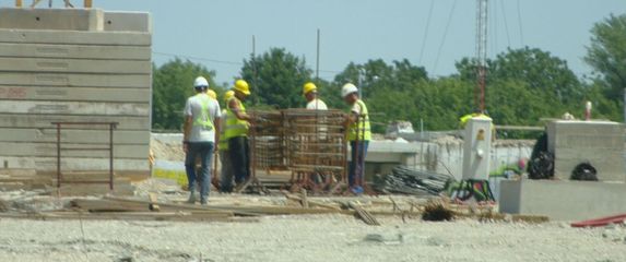 Gradilište - 4