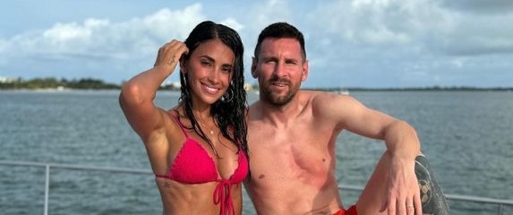 Messi i Antonela