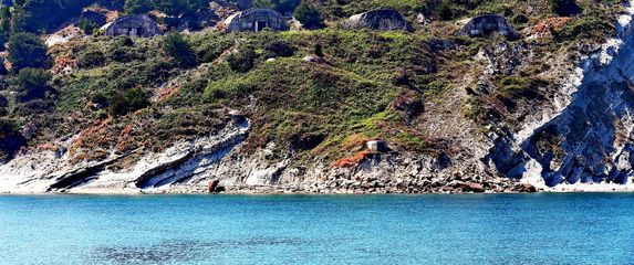 Otok Sazan