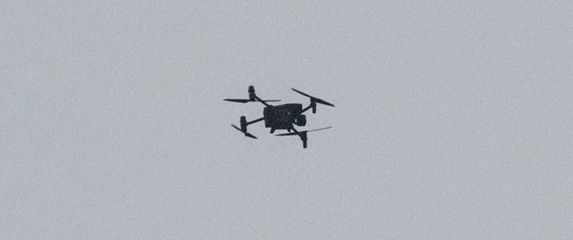 Vojni dron