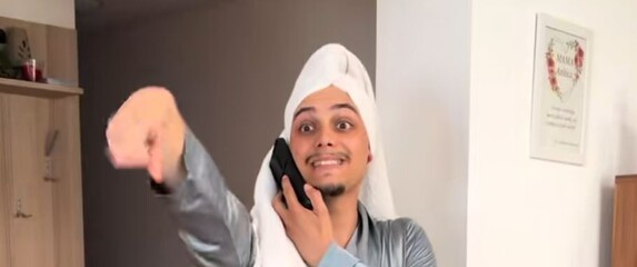 Skeč o mami na telefonu