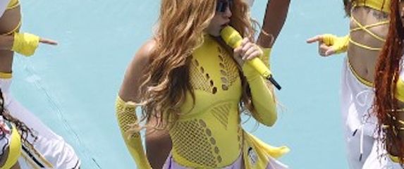 Shakira - 2