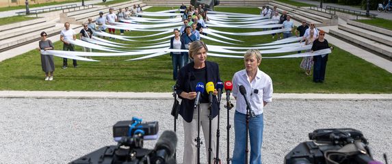 Kampanja Javno zdravstvo DA, Medikol NE